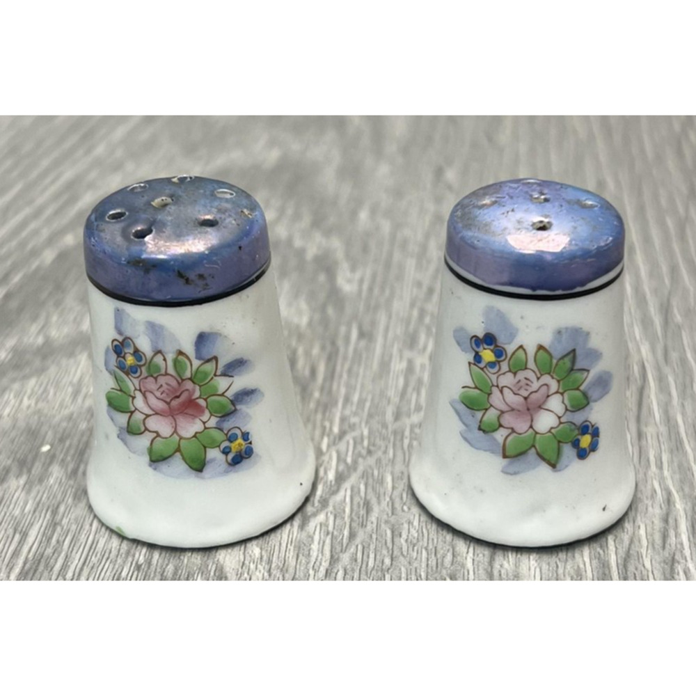 Vintage Japan Hand Painted Floral Mini Salt Pepper Shakers‎ Blue Luster Tops